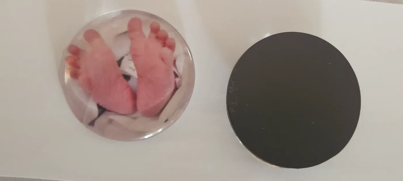 Round 1.5" Glass Dome Magnets